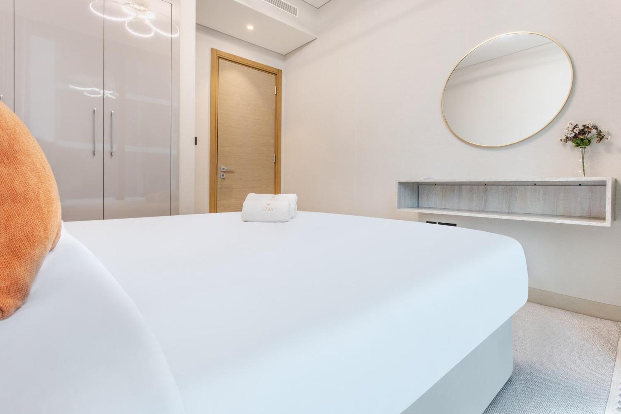 Apartment By Latinem Luxury 2br W1813 Near Burj Khalifa