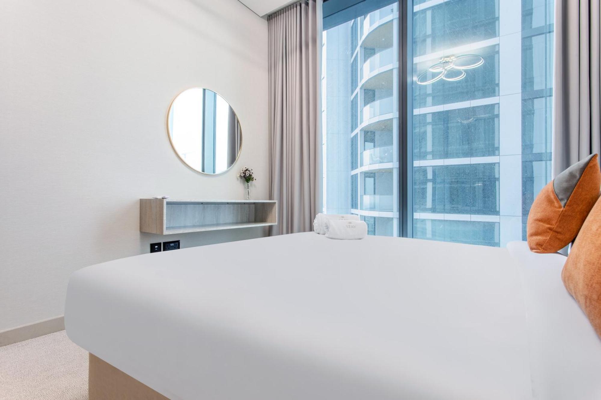 By Latinem Luxury 2br W1813 Near Burj Khalifa Appartement Dubai